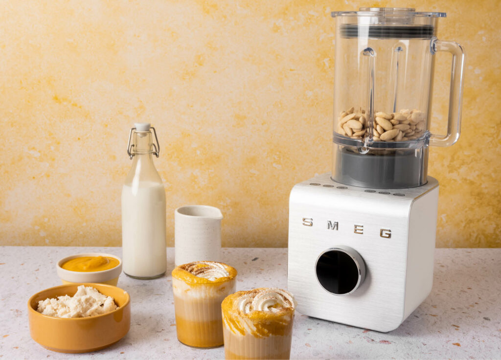 Pumpkin spice latte au lait d'amande maison